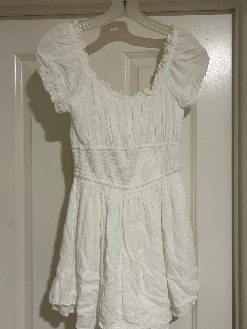 White Puff-Sleeve Summer Dress